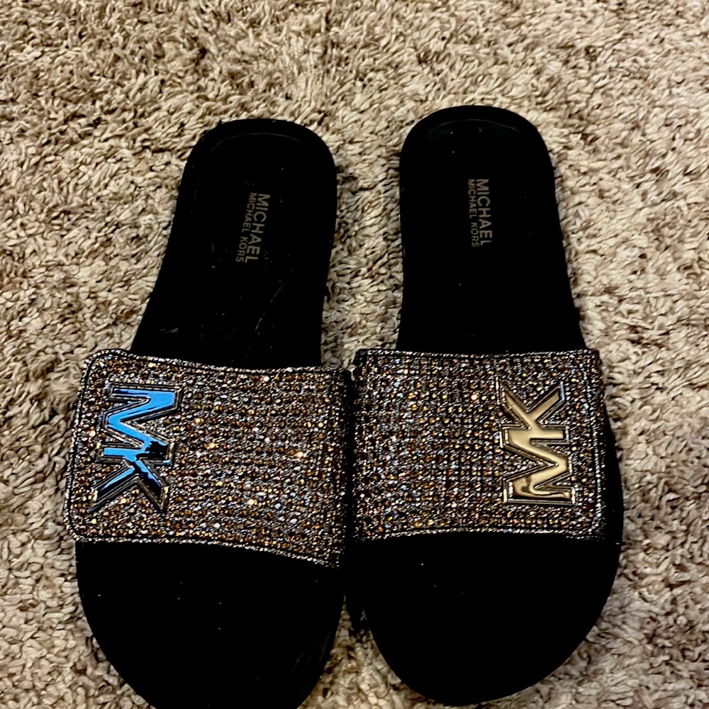 Women’s MK slides worn 2 times